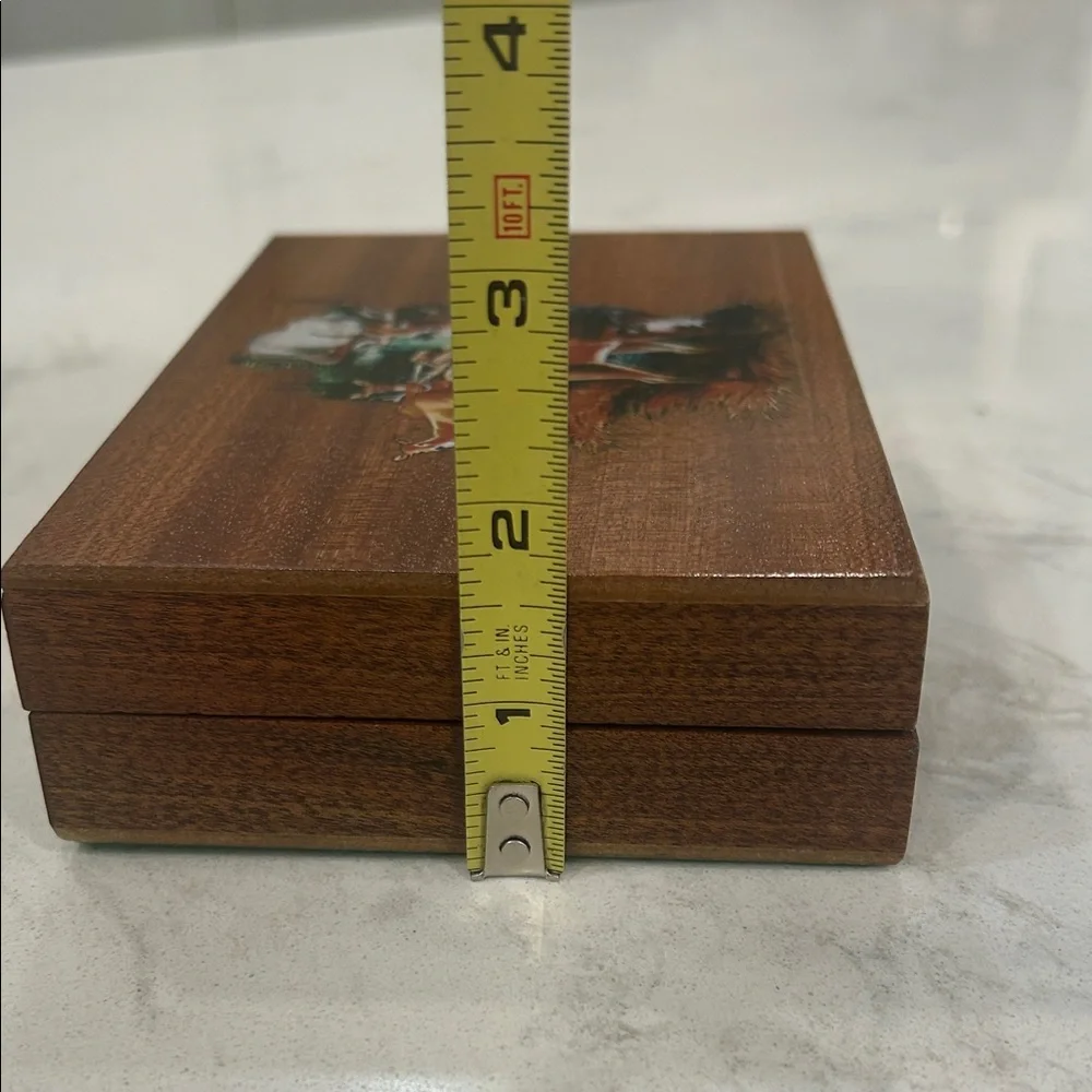 🎄Vintage Wood Deer Felt Lined Trinket Box